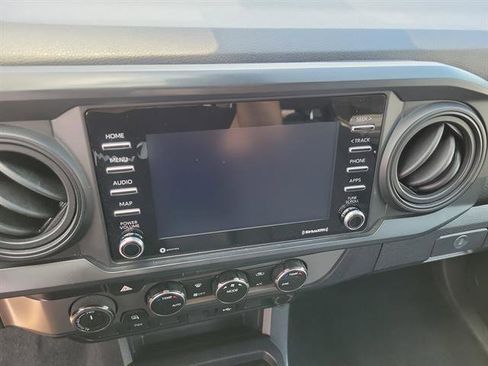 Used 2021 Toyota Tacoma SR AWD/4WD image 11