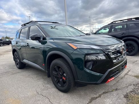 Used 2026 Nissan Rogue SV w/ Rock Creek Premium Package image 3