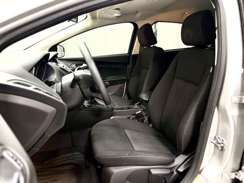 Used 2016 Ford Focus SE FWD image 13