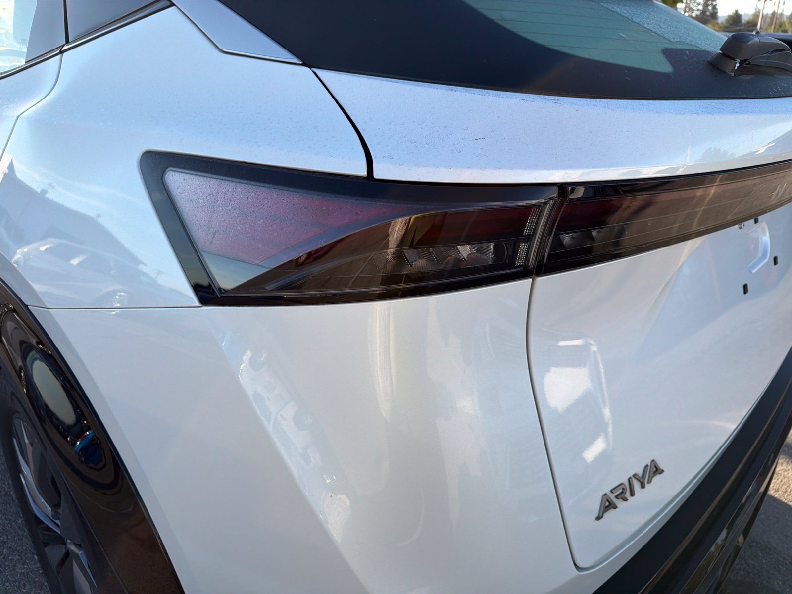 Certified 2023 Nissan Ariya FWD image 11
