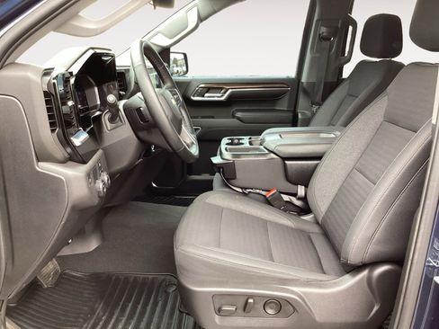 Used 2023 Chevrolet Silverado 1500 LT image 27