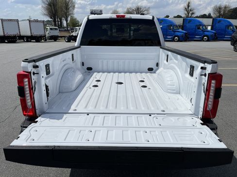 New 2026 Ford F350 XLT w/ XLT Premium Package AWD/4WD image 6
