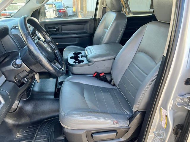 Used 2016 RAM 3500 Tradesman w/ Chrome Appearance Group AWD/4WD image 10