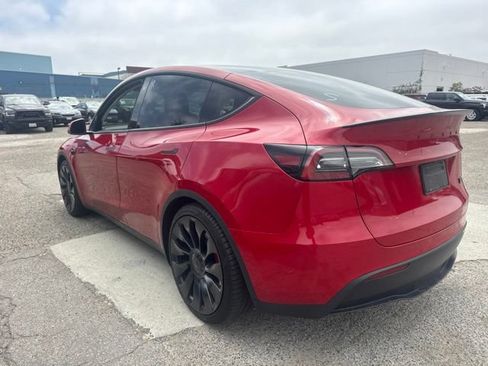 Used 2022 Tesla Model Y Performance AWD/4WD image 7