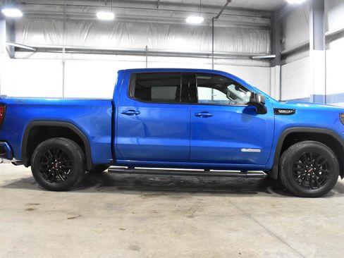 Used 2024 GMC Sierra 1500 Elevation w/ Elevation Premium Package AWD/4WD image 30