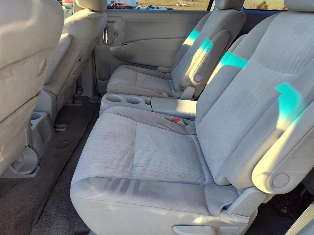 Used 2016 Nissan Quest SV FWD image 36