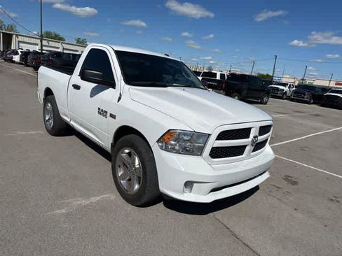 Used 2014 RAM 1500 Express RWD image 18
