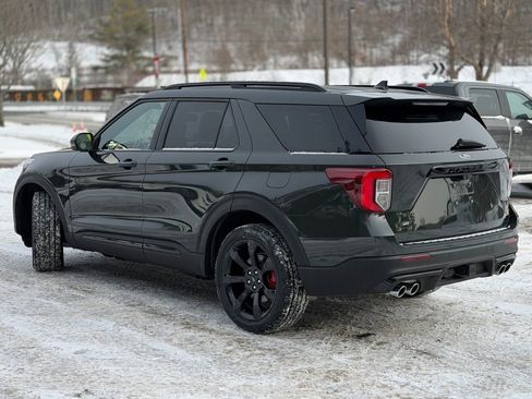 Used 2022 Ford Explorer ST w/ Equipment Group 401A image 3