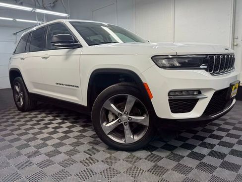 Used 2022 Jeep Grand Cherokee Limited image 1