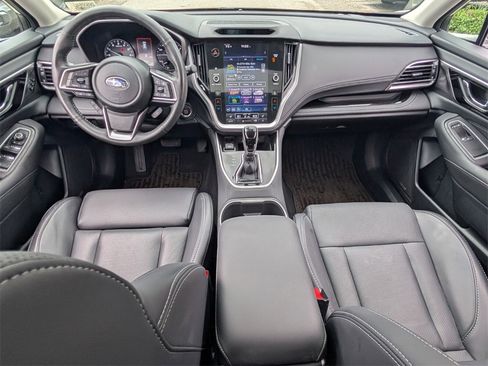Used 2022 Subaru Outback Limited image 15