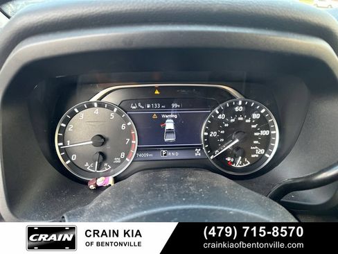 Used 2022 Nissan Titan SV AWD/4WD image 22