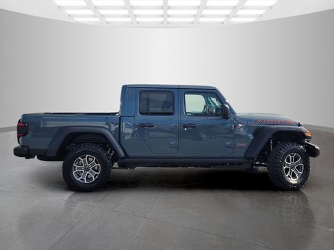 New 2026 Jeep Gladiator Mojave image 3
