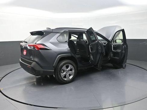 Used 2025 Toyota RAV4 LE AWD/4WD image 44