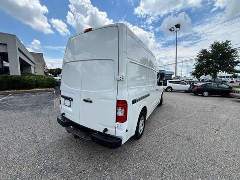 Used 2019 Nissan NV 2500 SV RWD image 16