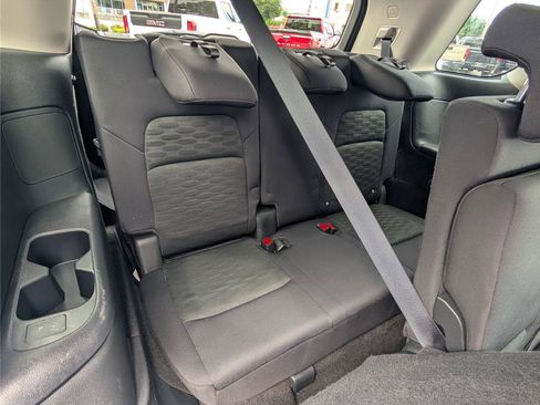 Used 2024 Nissan Pathfinder SV FWD image 13