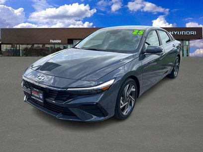 Used 2025 Hyundai Elantra Limited