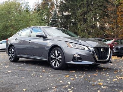 Used 2020 Nissan Altima 2.5 SV
