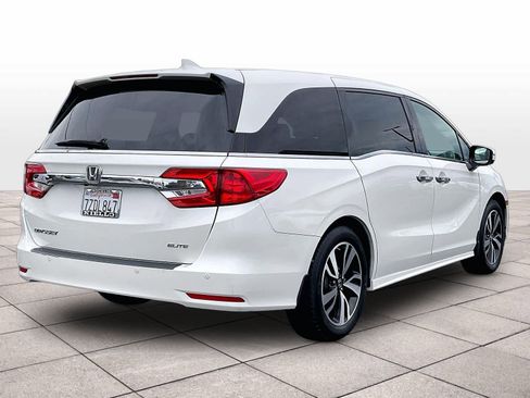 Used 2018 Honda Odyssey Elite image 15