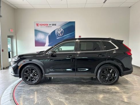 Used 2023 Honda CR-V Sport Touring image 4