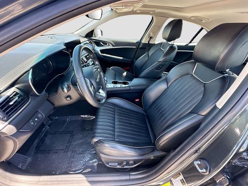 Used 2022 Genesis G70 2.0T w/ Prestige Package RWD image 21
