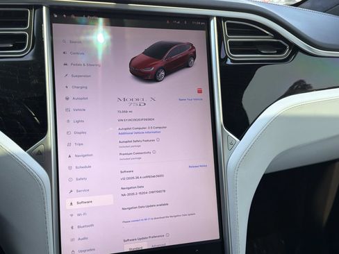 Used 2018 Tesla Model X 75D image 15