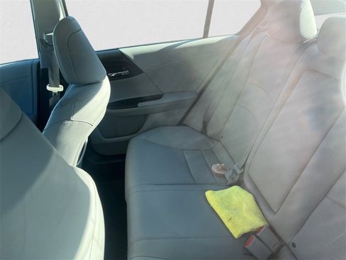 Used 2013 Honda Accord EX-L image 10