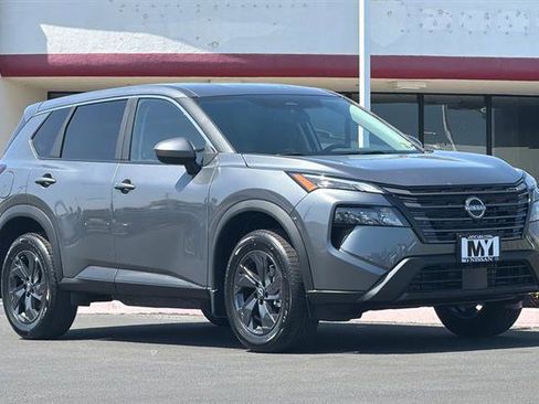 New 2026 Nissan Rogue SV FWD image 2