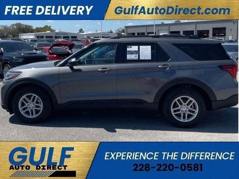 Used 2026 Ford Explorer Active image 2