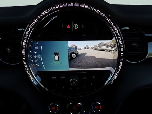 Used 2023 MINI Cooper SE image 31