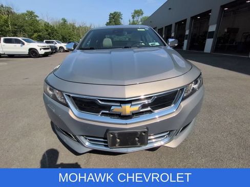 Used 2019 Chevrolet Impala Premier w/ Premier Confidence Package FWD image 15