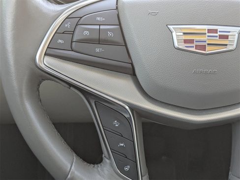 Certified 2022 Cadillac XT5 Premium Luxury image 30