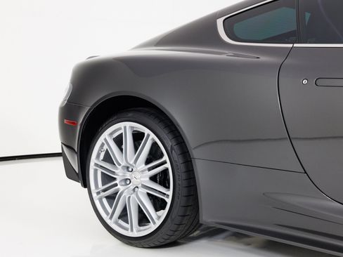 Used 2011 Aston Martin DBS Coupe RWD image 46