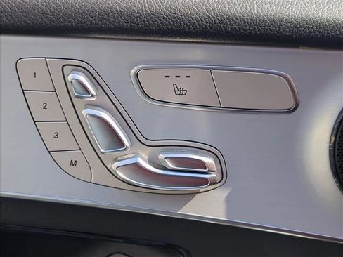 Used 2022 Mercedes-Benz GLC 300 4MATIC w/ Premium Package Lite image 18