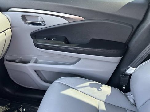 Certified 2018 Honda Pilot EX-L image 24
