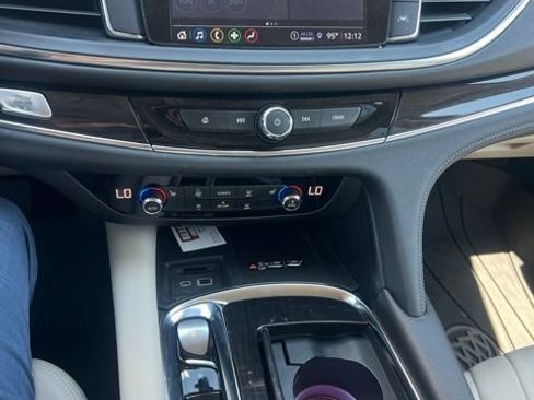 Used 2024 Buick Enclave Essence w/ Technology Package FWD image 12