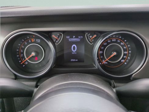 Used 2023 Jeep Gladiator Sport image 17