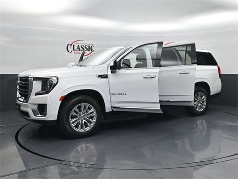 Used 2024 GMC Yukon XL SLT image 35