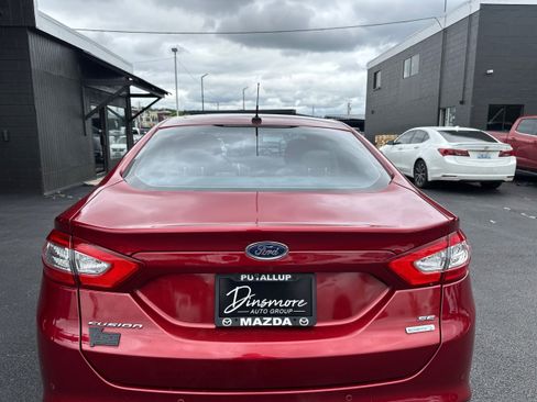Used 2015 Ford Fusion SE FWD image 26