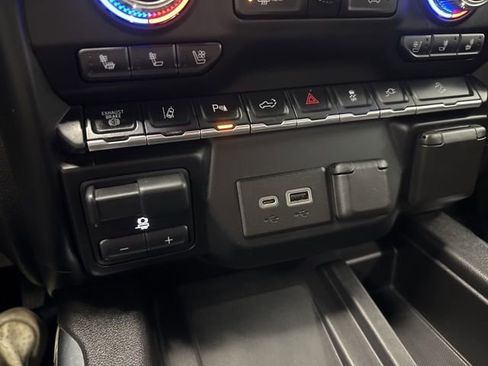 Used 2020 GMC Sierra 2500 AT4 image 46