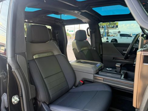 Used 2025 GMC Hummer EV 2X AWD/4WD image 20