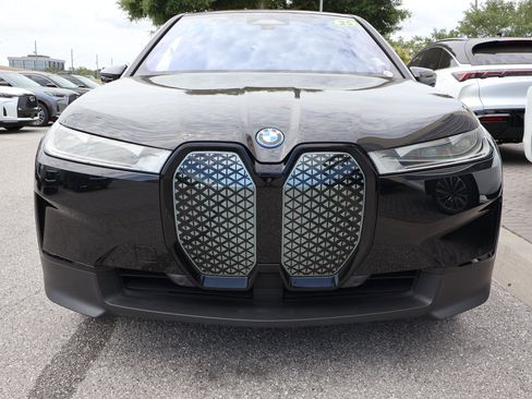 Used 2025 BMW iX xDrive50 w/ Convenience Package AWD/4WD image 13