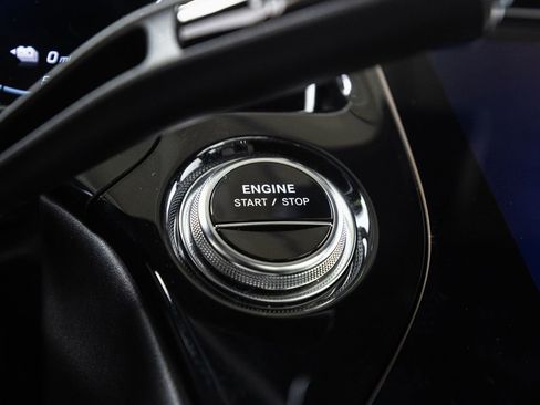 Used 2025 Mercedes-Benz E 53 AMG e 4MATIC Sedan image 16