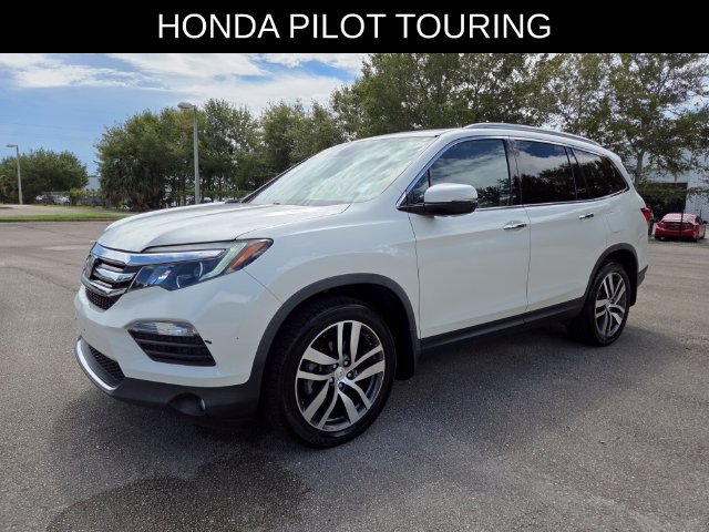 Used 2018 Honda Pilot Touring image 7