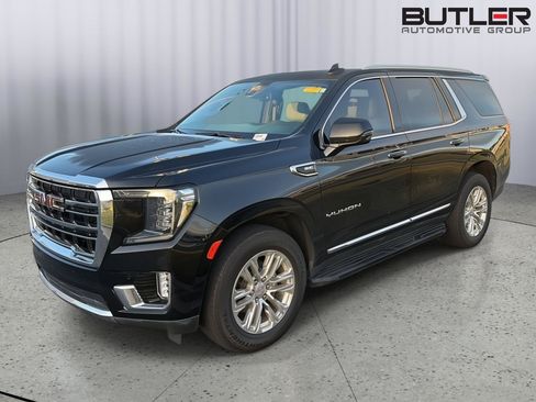 Used 2023 GMC Yukon SLT w/ SLT Premium Package RWD image 1