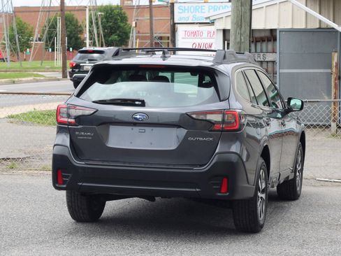 Used 2020 Subaru Outback AWD/4WD image 8