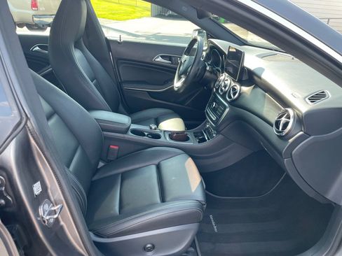 Used 2019 Mercedes-Benz CLA 250 image 21