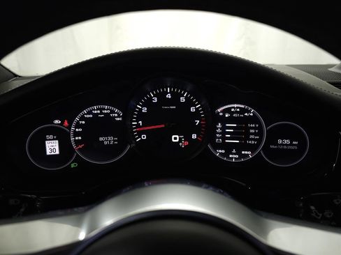 Used 2020 Porsche Panamera image 20
