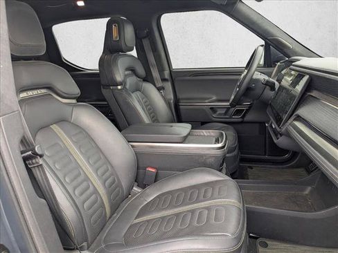 Used 2023 Rivian R1T Adventure AWD/4WD image 16