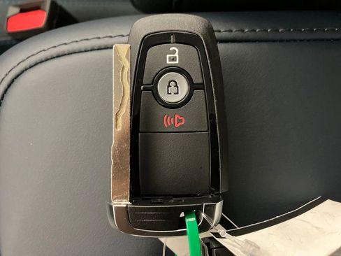 New 2026 Ford Maverick XLT image 32