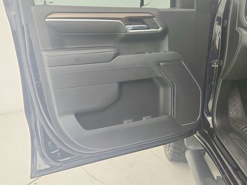 Used 2024 Chevrolet Silverado 1500 LT RWD image 36
